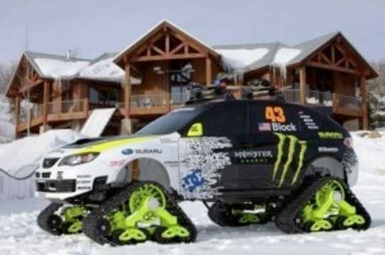 Subaru Impreza STI Snowcat