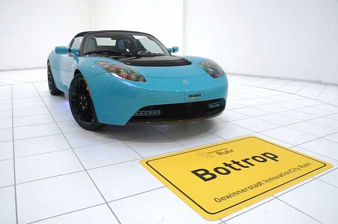 Tesla Roadster by Brabus