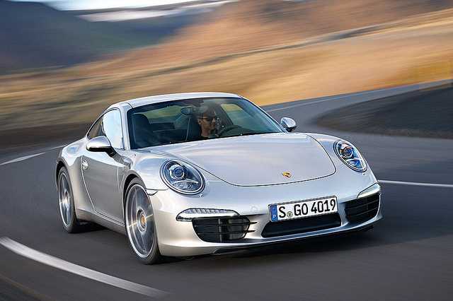 Nuova Porsche 911 2012: immagini ufficiali