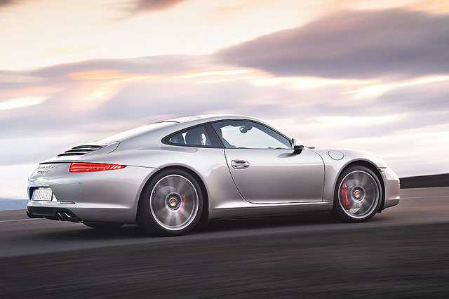 Nuova Porsche 911 2012: immagini ufficiali