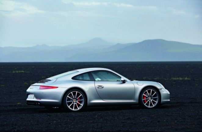 Nuova Porsche 911 2012: immagini ufficiali