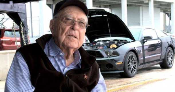 Carroll Shelby (1923 - 2012): la storia nelle immagini