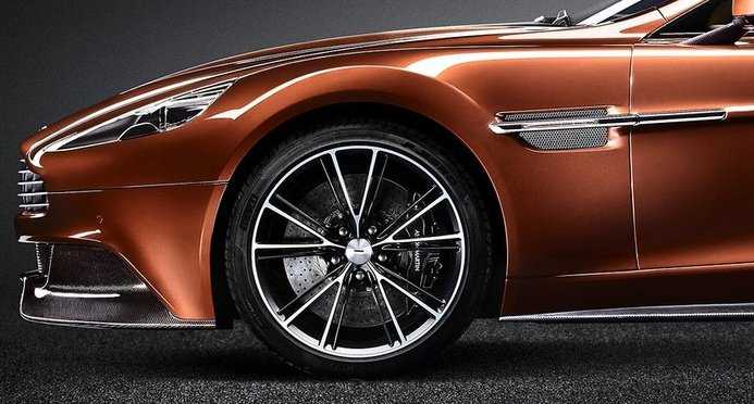 Aston Martin Vanquish: le immagini ufficiali