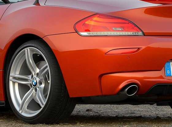 BMW Z4 Roadster 2013: immagini ufficiali