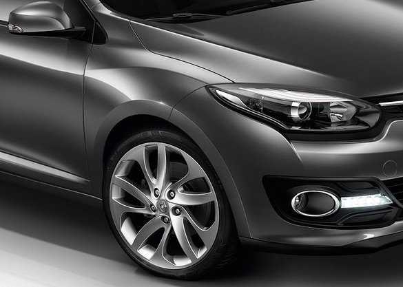 Renault Mégane Facelift 2014: prime immagini ufficiali