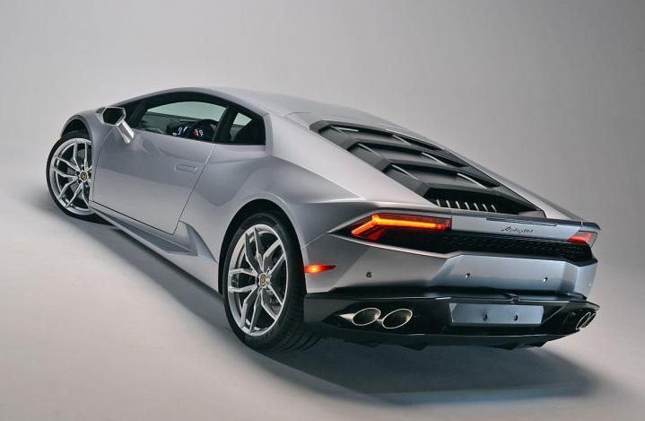 Lamborghini Huracan: prime immagini ufficiali