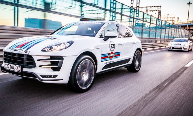 Porsche Cayenne e Panamera Martini Racing