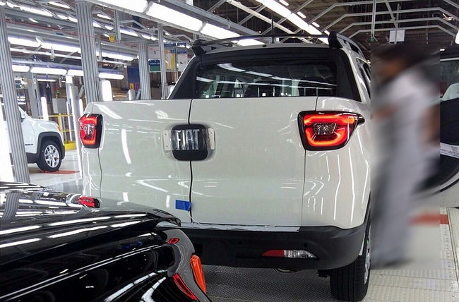 Fiat Toro: le foto rubate che circolano sul web