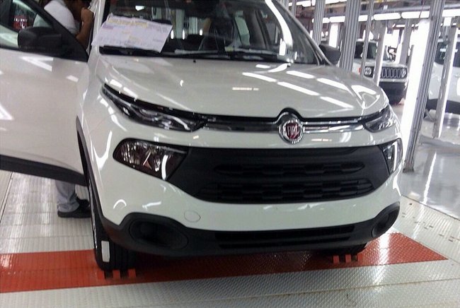 Fiat Toro: le foto rubate che circolano sul web