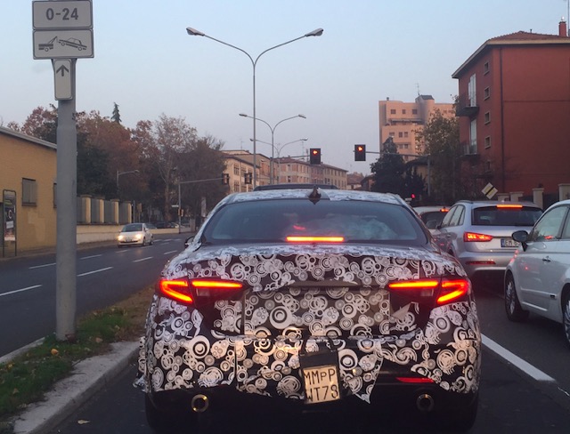 Alfa Romeo Giulia, nuove foto spia