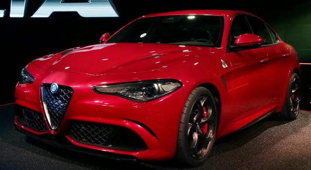 Alfa Romeo Giulia, la Bmw accusa: 