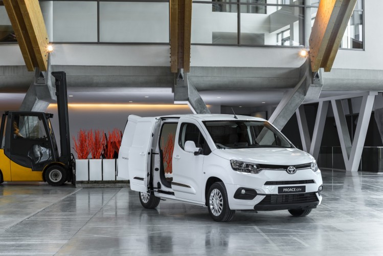 Toyota Proace City