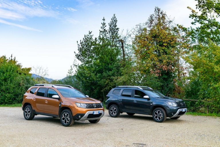 Dacia Duster TCe 100 2019: immagini ufficiali