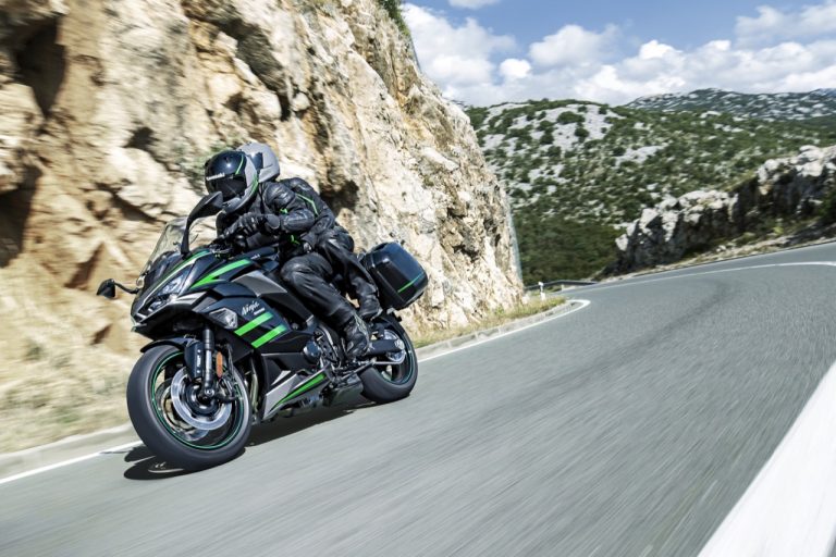 La nuova Kawasaki Ninja 1000 SX