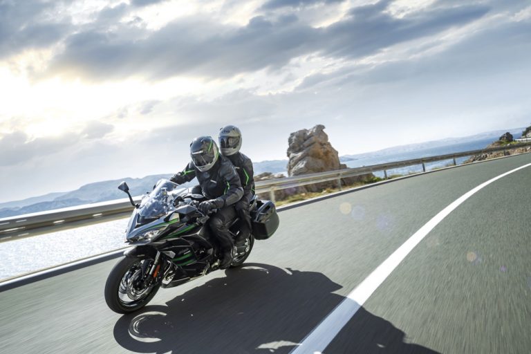 La nuova Kawasaki Ninja 1000 SX