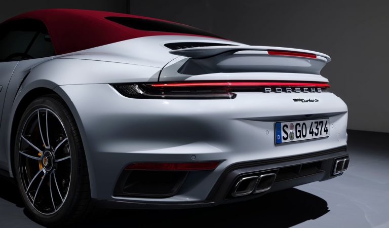 Porsche 911 Turbo S Cabriolet 2020: immagini ufficiali