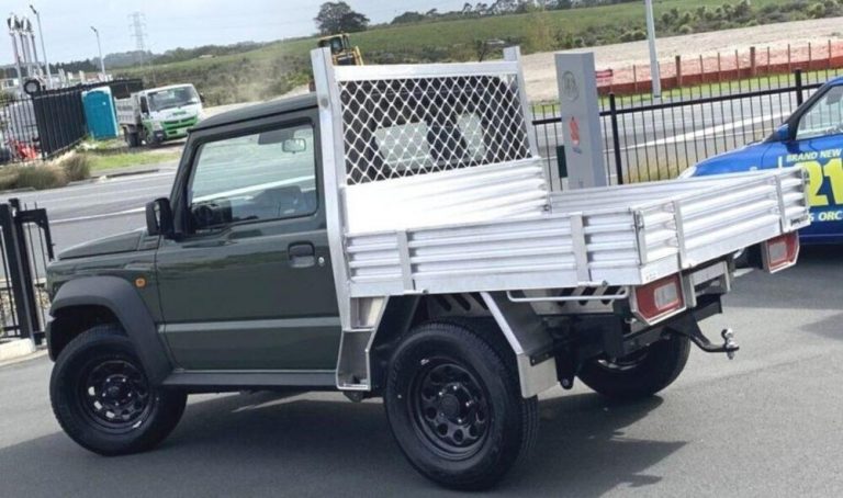 Suzuki Jimny: ecco la versione pick-up