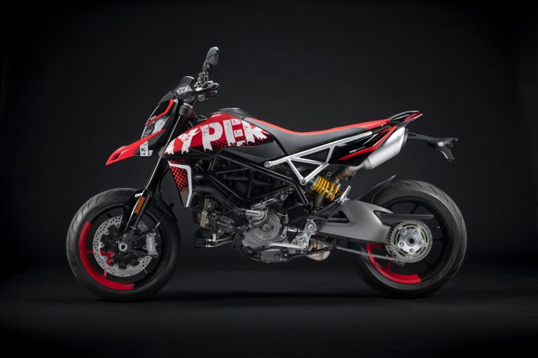 Ducati Hypermotard 950 RVE: immagini ufficiali