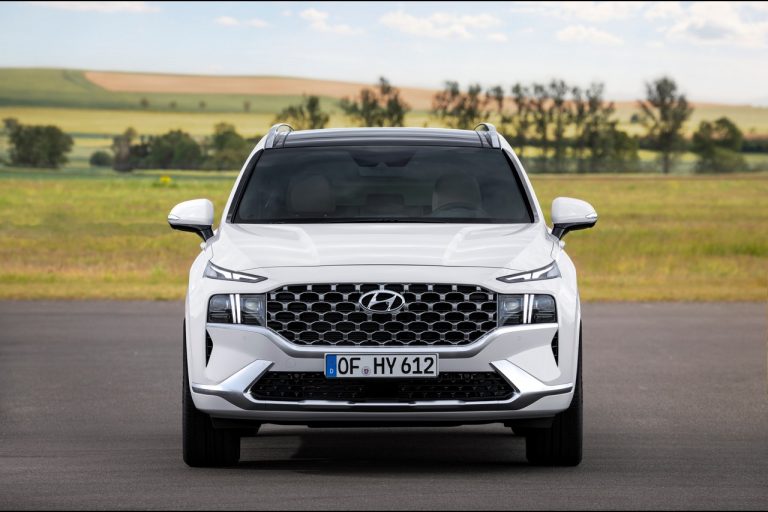 Hyundai Santa Fe 2020: immagini ufficiali