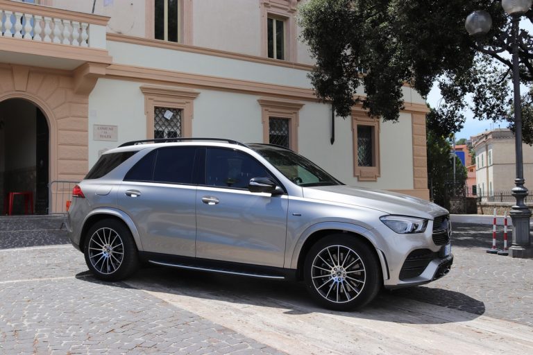 Mercedes GLE 350de 4MATIC: immagini ufficiali