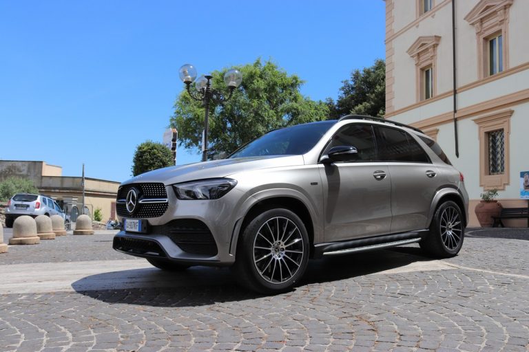 Mercedes GLE 350de 4MATIC: immagini ufficiali