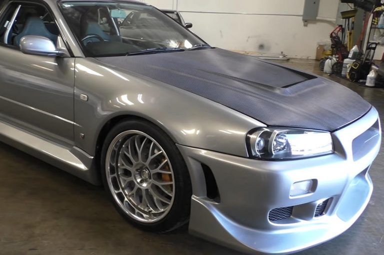 Nissan Skyline GT-R R34 V-Spec ex Paul Walker