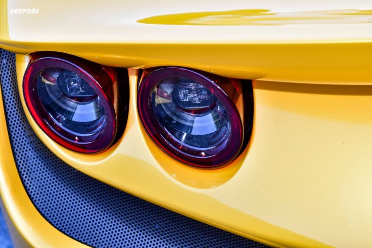 Ferrari F8 Spider: la prova su strada