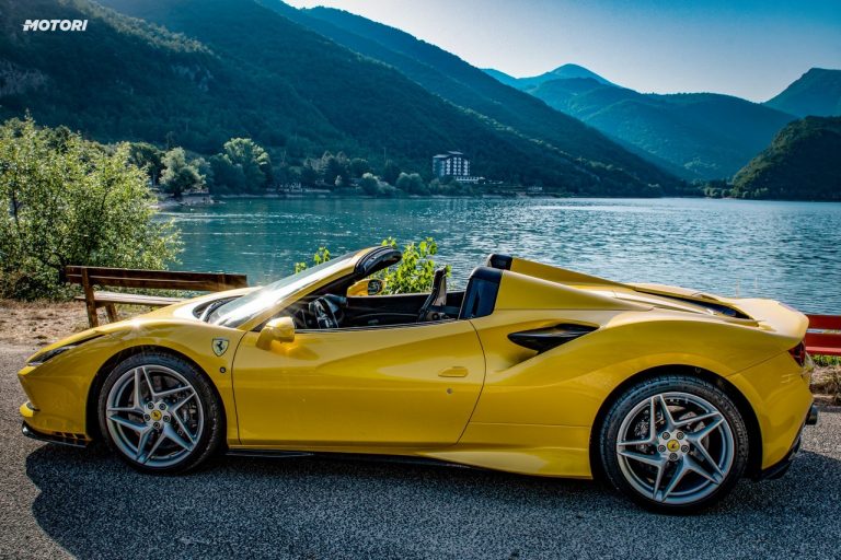 Ferrari F8 Spider: la prova su strada