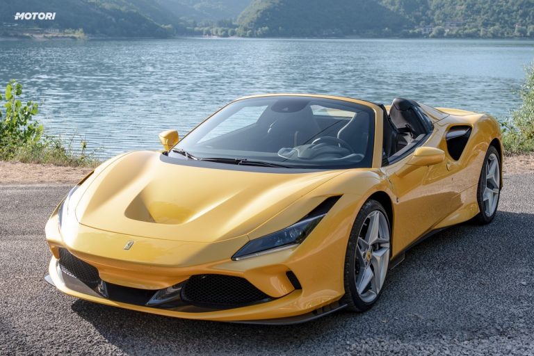 Ferrari F8 Spider: la prova su strada