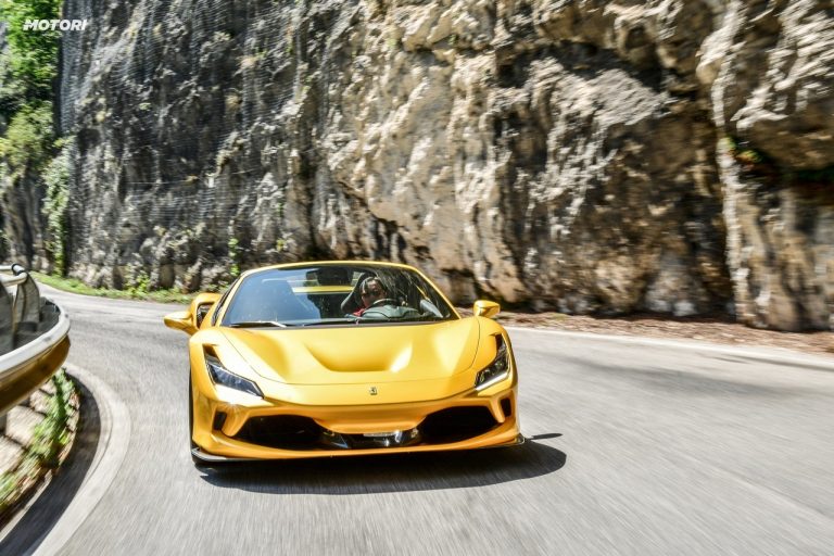 Ferrari F8 Spider: la prova su strada