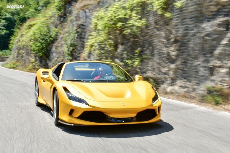 Ferrari F8 Spider: la prova su strada