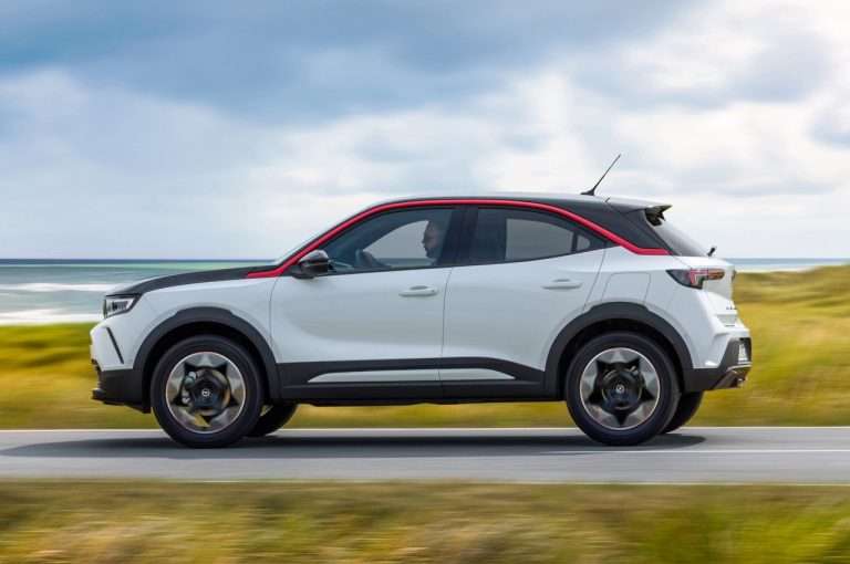 Opel Mokka 2021: immagini ufficiali