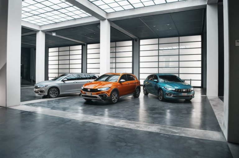 Fiat Tipo Life, City Life, Cross e City Cross 2021: immagini ufficiali