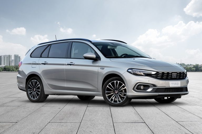 Fiat Tipo Life, City Life, Cross e City Cross 2021: immagini ufficiali