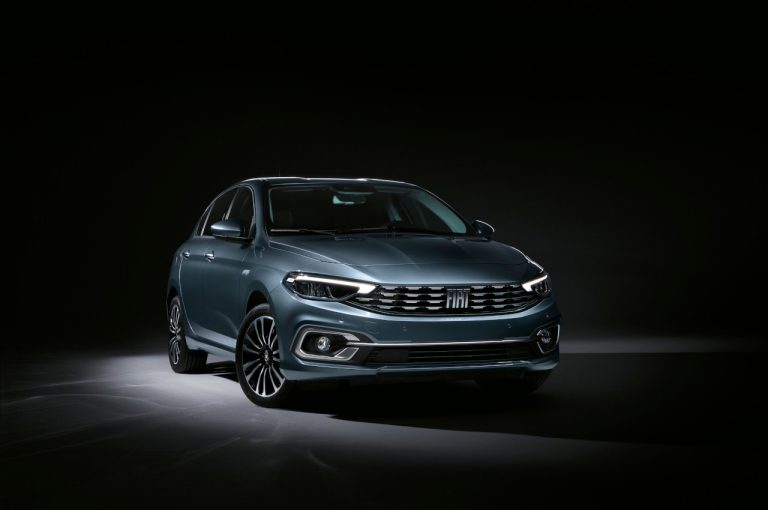 Fiat Tipo Life, City Life, Cross e City Cross 2021: immagini ufficiali