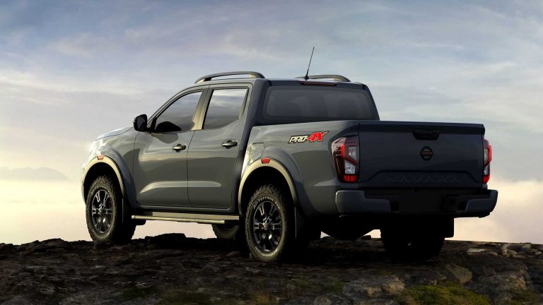 Nuovo Nissan Navara: immagini ufficiali