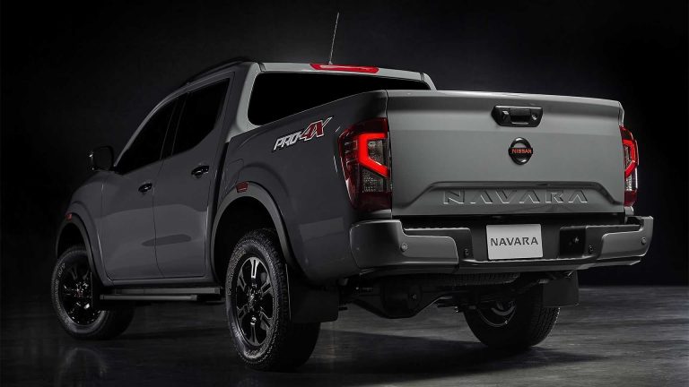 Nuovo Nissan Navara: immagini ufficiali