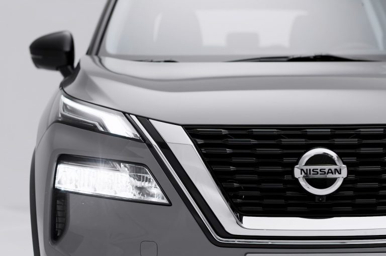 Nissan X-Trail 2022: prime immagini ufficiali