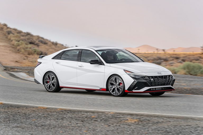 Hyundai Elantra N 2022: immagini ufficiali