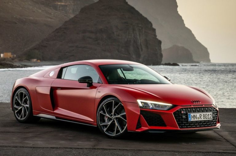 Audi R8 V10 performance RWD 2022: immagini ufficiali