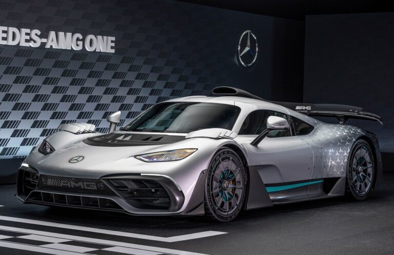 Mercedes AMG ONE: immagini ufficiali