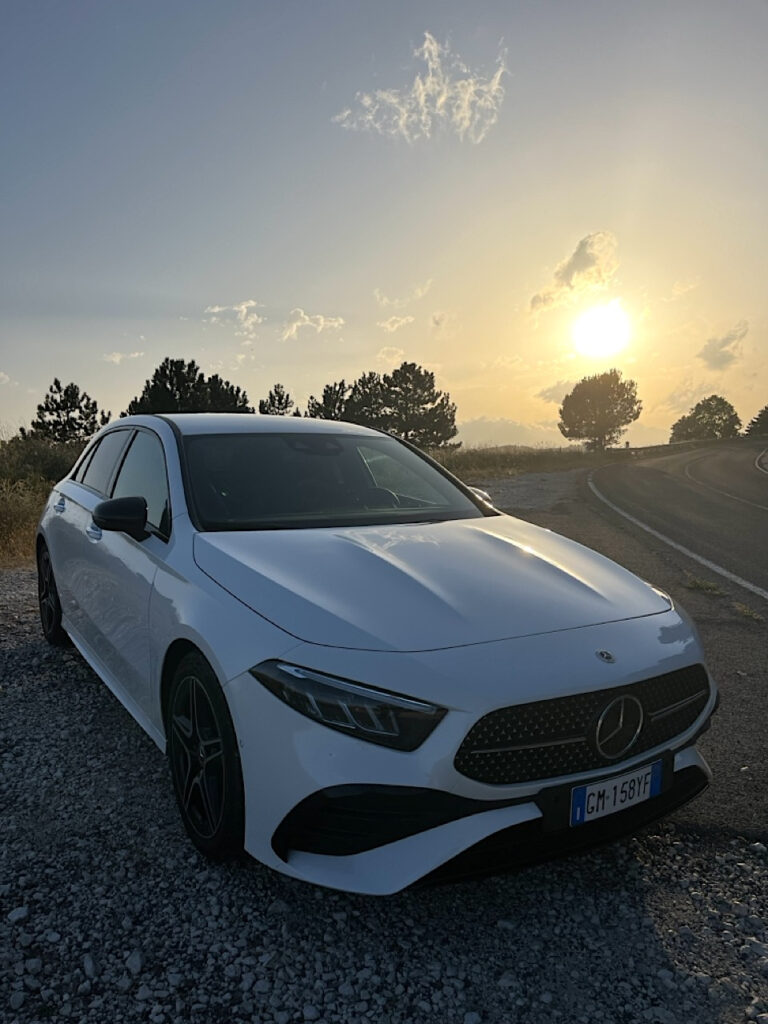 Mercedes Classe A 180d: le foto della prova su strada