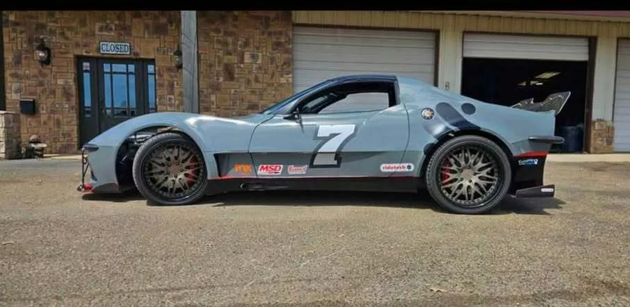 Corvette C5 modificata: 800 CV di pura adrenalina