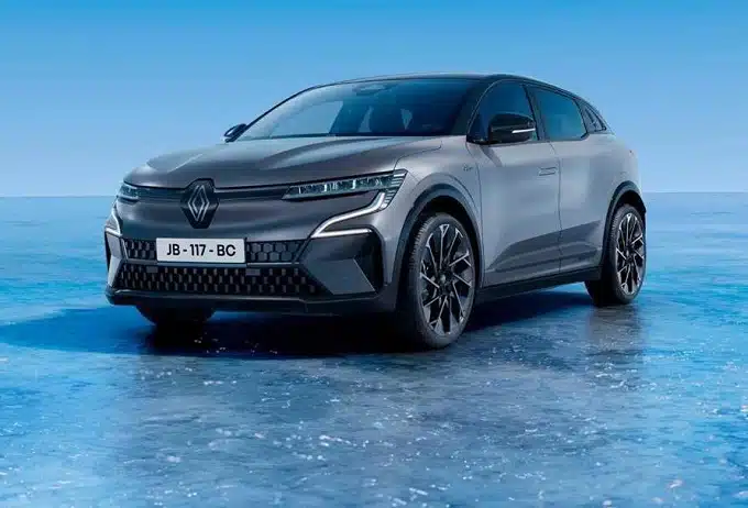 Look aggressivo e anima sportiva: la nuova Renault Megane E-Tech è anche Esprit Alpine