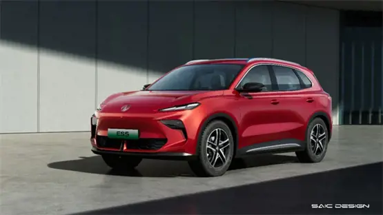 MG S5 è l'erede della ZS EV: il nuovo SUV vuole conquistare il grande pubblico