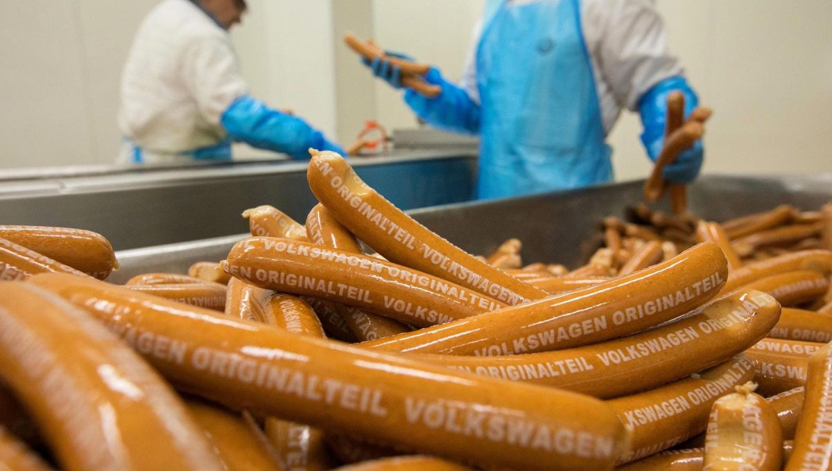 Volkswagen, le salsicce al currywurst superano le vendite di auto