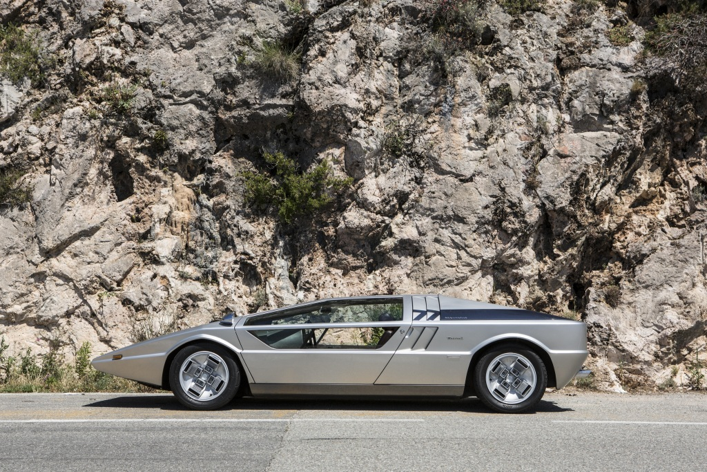 Maserati Boomerang profilo